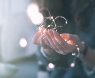 16歳の当事者と専門家に聞く「感覚過敏とは何か?」 16歳の当事者と専門家に聞く「感覚過敏とは何か?」